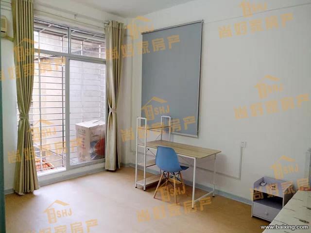 学府路崇福路交叉口新装修有单间两房三房带家具家电出